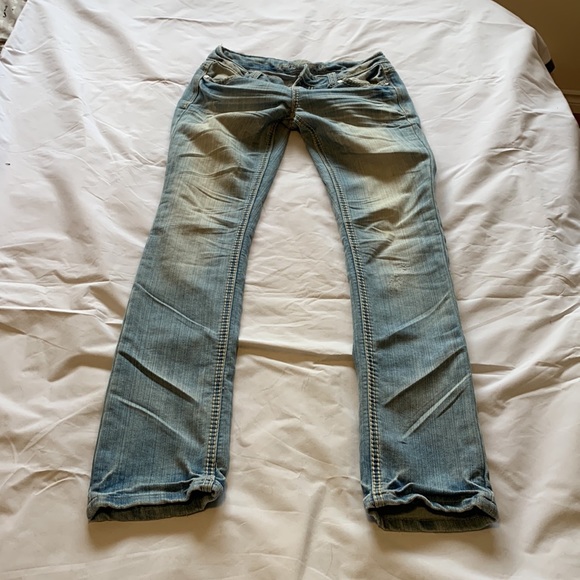 Size 1 almost famous boot cut jeans. - Picture 5 of 7